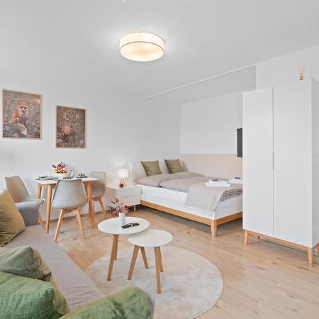 Wohlfuehl-Apartment I Zentral I Balkon I Kueche Fellbach Luaran gambar