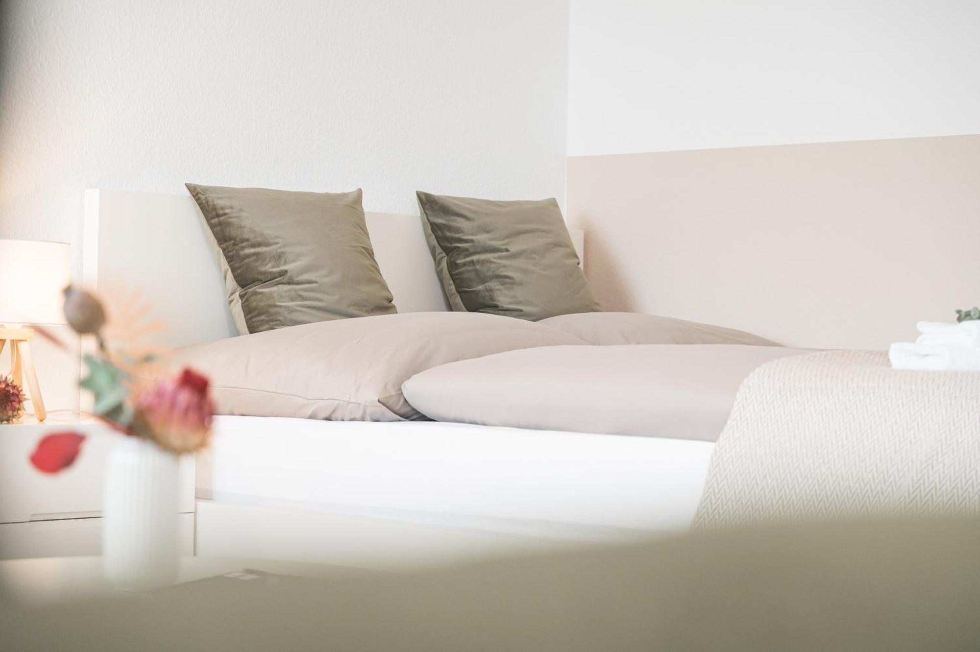 Wohlfuehl-Apartment I Zentral I Balkon I Kueche Fellbach Luaran gambar