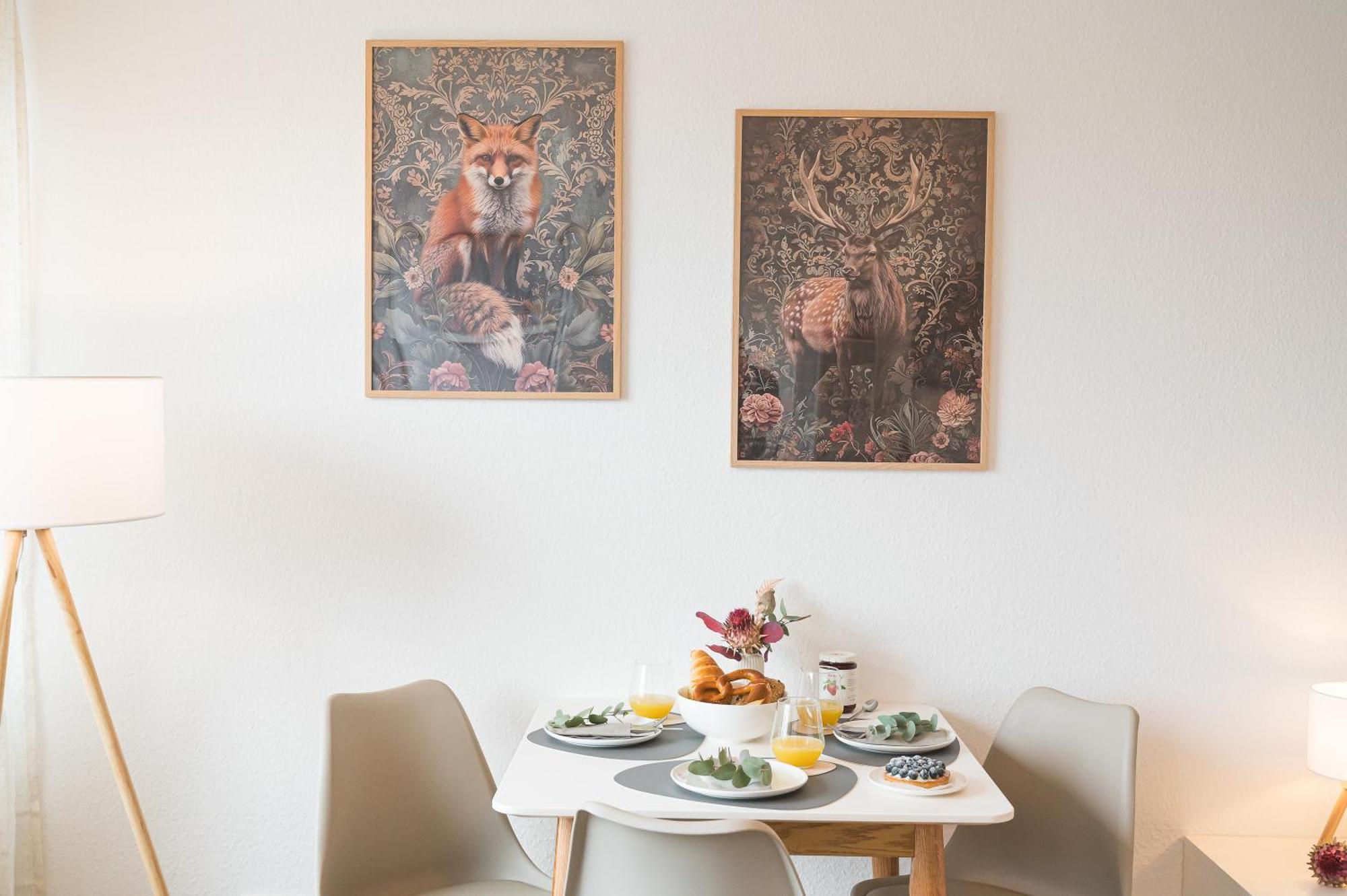 Wohlfuehl-Apartment I Zentral I Balkon I Kueche Fellbach Luaran gambar
