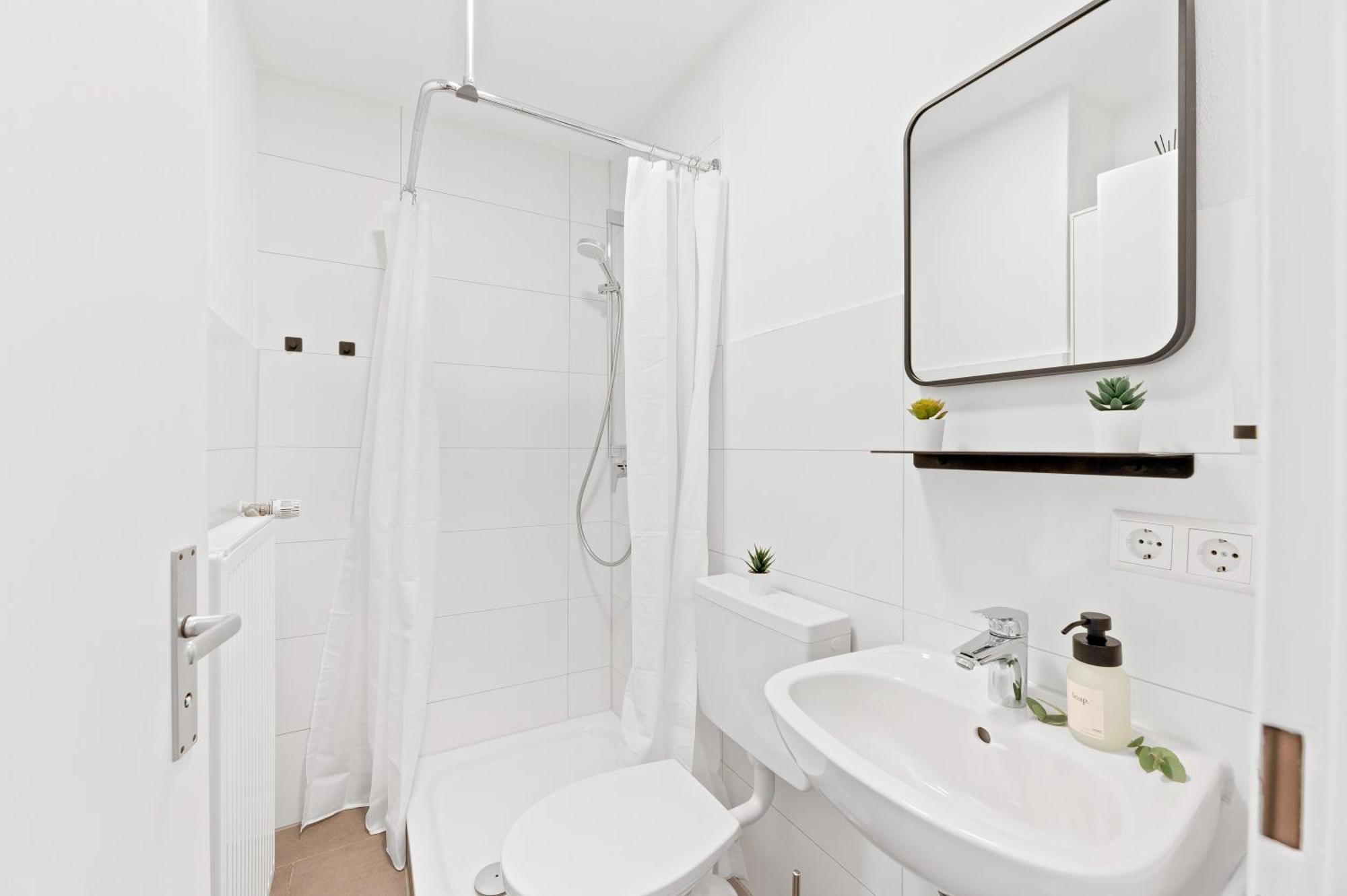 Wohlfuehl-Apartment I Zentral I Balkon I Kueche Fellbach Luaran gambar